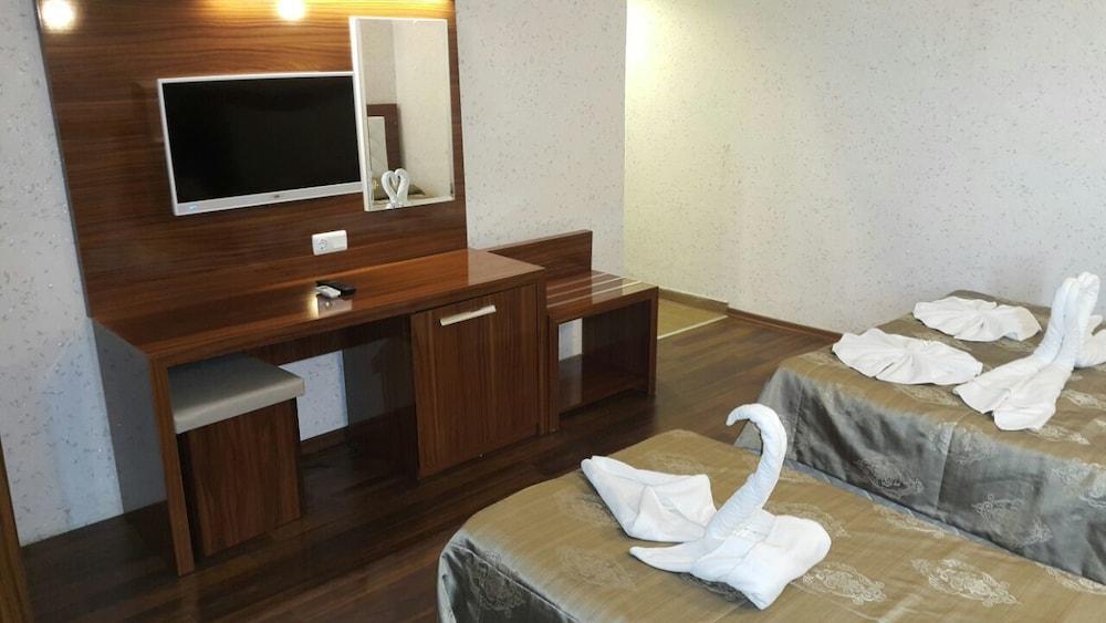 Club Bayar Beach Hotel อลันยา ภายนอก รูปภาพ