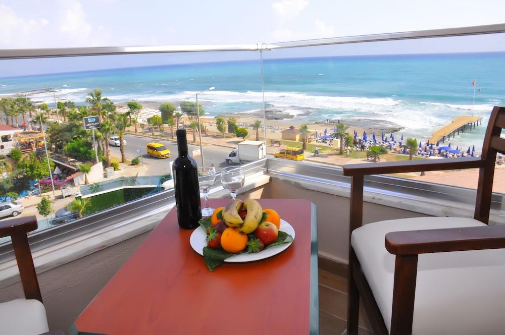 Club Bayar Beach Hotel อลันยา ภายนอก รูปภาพ