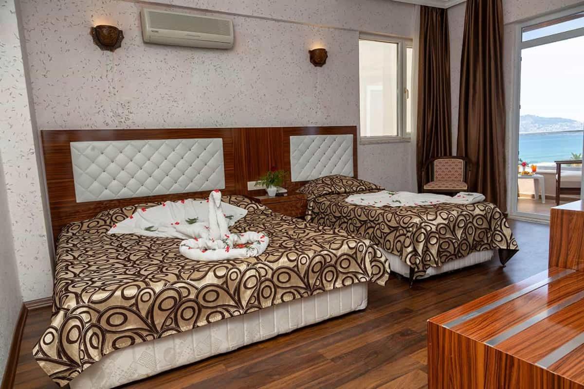 Club Bayar Beach Hotel อลันยา ภายนอก รูปภาพ