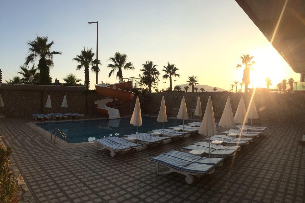 Club Bayar Beach Hotel อลันยา ภายนอก รูปภาพ